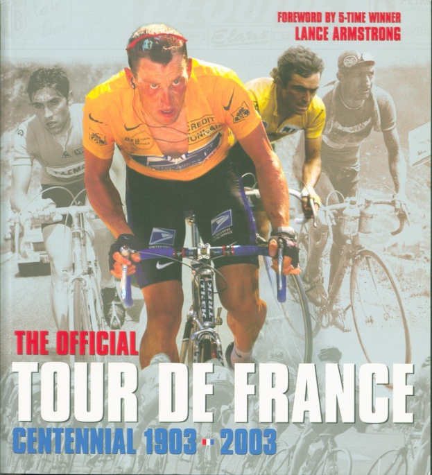 Offizielles Tour-de-France-Jubiläumsplakat (1903–2003) mit Radfahrern in einer Gruppenfahrt und Text mit Veranstaltungseinzelheiten.