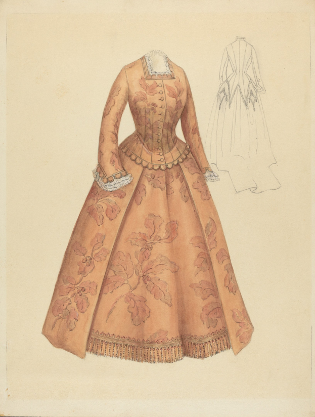 Ein detailliertes Kostümdesign aus dem 18. Jahrhundert für ein langes Kleid mit hohem Kragen, floralem Muster in Rosa, Lila und Blau sowie einer Spitzenborte am Rock.