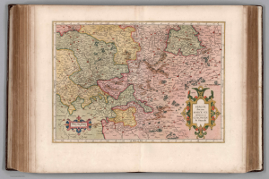 Ein offenes Buch mit einer detaillierten Deutschlandkarte und begleitendem Text