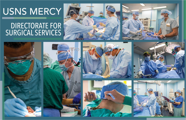 Eine Gruppe von medizinischen Mitarbeitern in Masken, Kappen und Handschuhen führt einen Eingriff in einem Operationssaal durch, wobei auf der linken Seite der Text "USNS Mercy Directorate for Surgical Services" zu sehen ist.