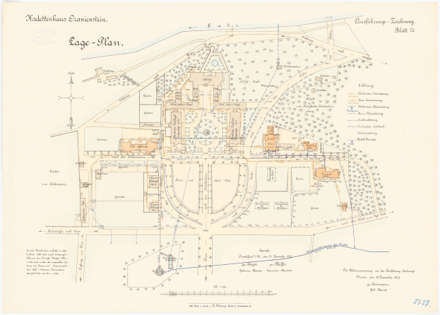 Eine detaillierte Karte von Köln, Deutschland, mit einer handgezeichneten Gebäudeskizze auf einer Papierüberlagerung mit Text über die Geschichte, Kultur und Attraktionen der Stadt.