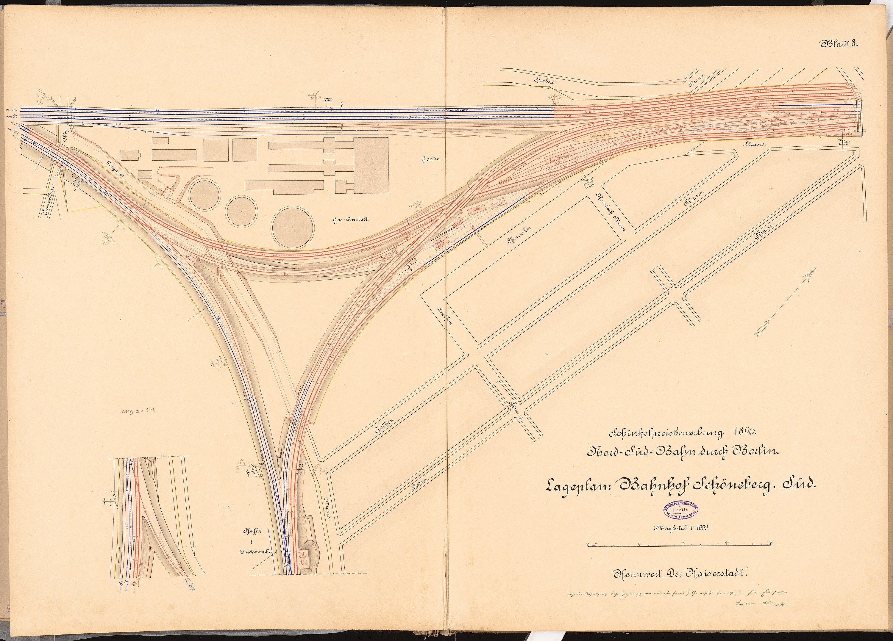 Offenes Buch mit detaillierter Stadtkarte mit beschrifteten Straßen, Autobahnen, Gebäuden und Sehenswürdigkeiten sowie begleitendem Text.